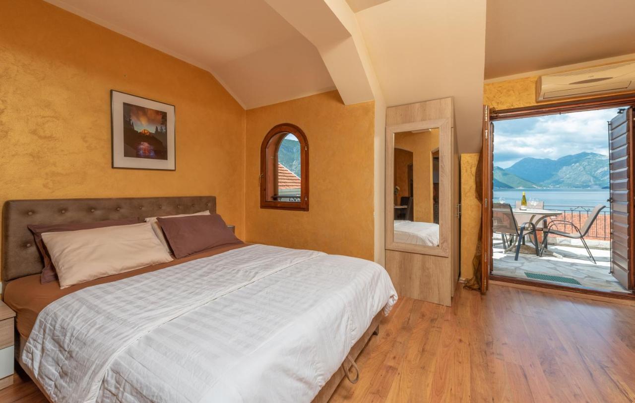 Apartments Nikcevic Kotor Eksteriør bilde
