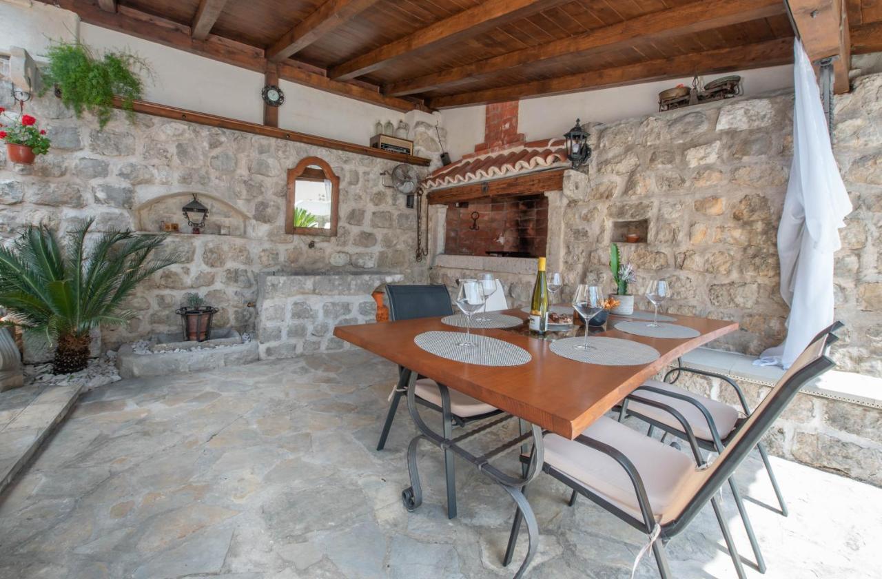 Apartments Nikcevic Kotor Eksteriør bilde
