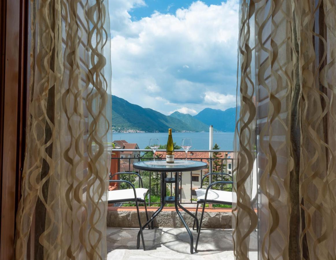 Apartments Nikcevic Kotor Eksteriør bilde