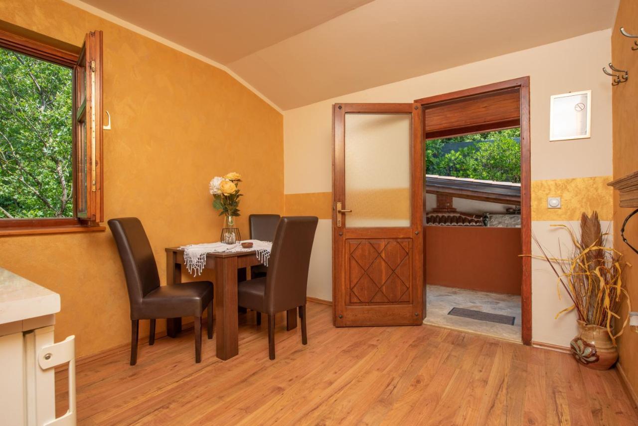 Apartments Nikcevic Kotor Eksteriør bilde