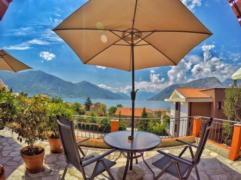 Apartments Nikcevic Kotor Eksteriør bilde